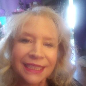 Meet your Posher, Sandi